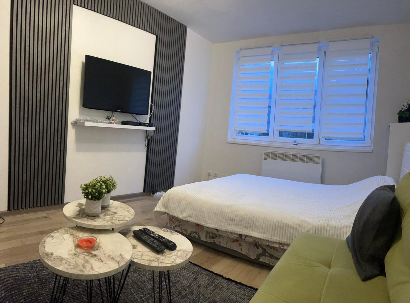 Lovely Apartment In Old Town 400M From City Center Sebilj SJJ Exteriér fotografie